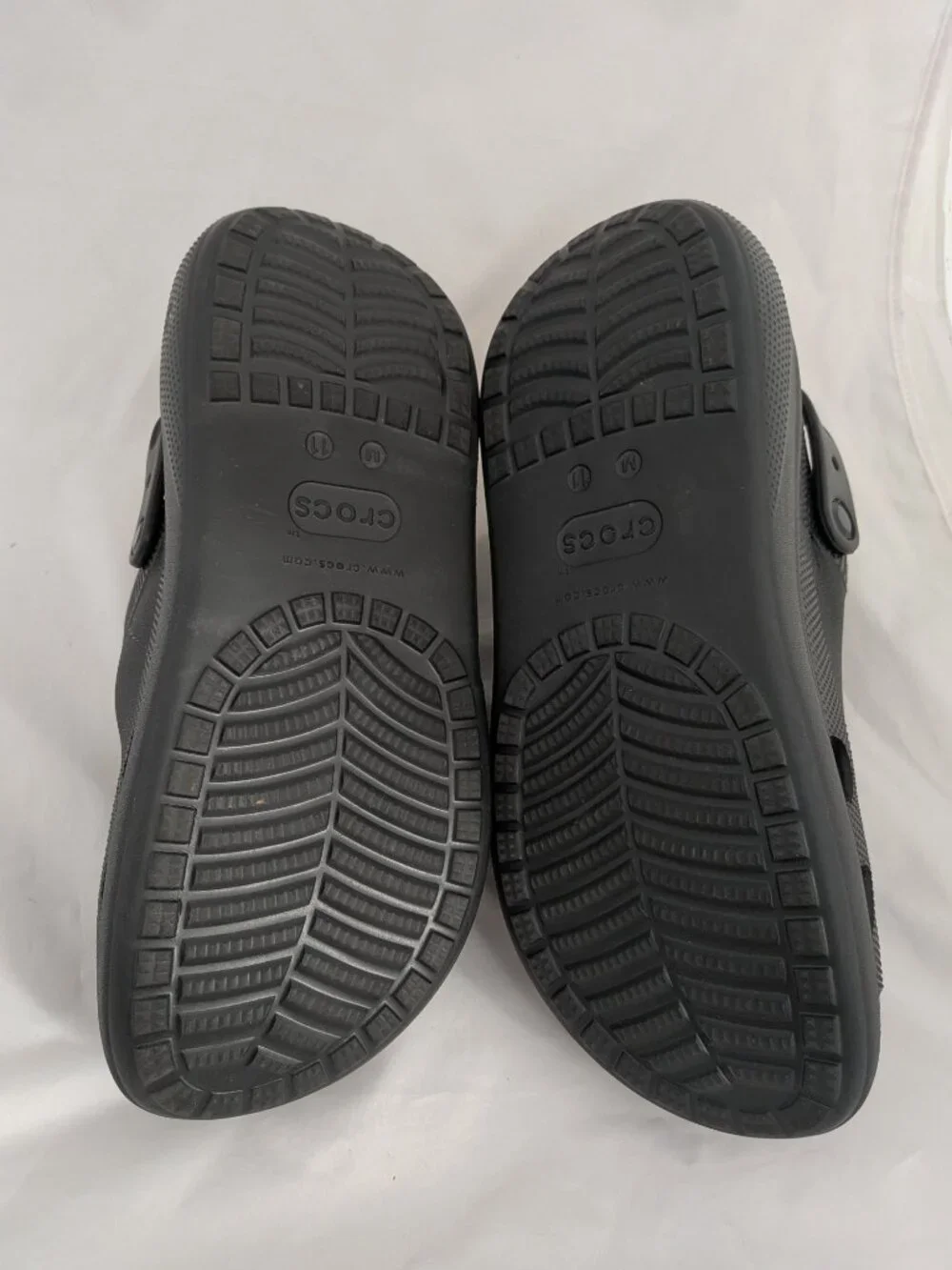 Crocs Men's Classic Mega Crush Clog Size 11 Black Platform Lug Sole